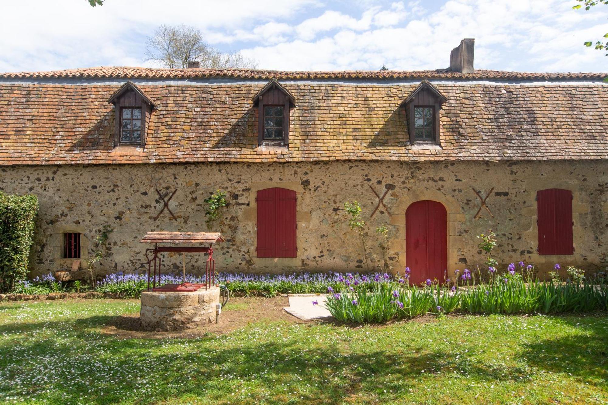 Le Clos Du Gue Pressac ภายนอก รูปภาพ