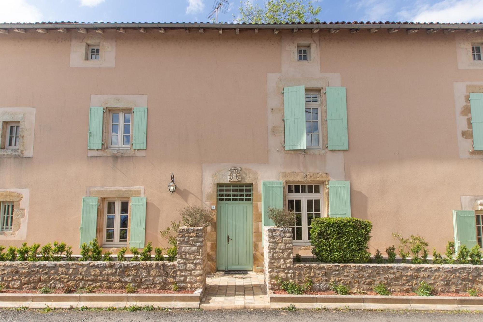 Le Clos Du Gue Pressac ภายนอก รูปภาพ